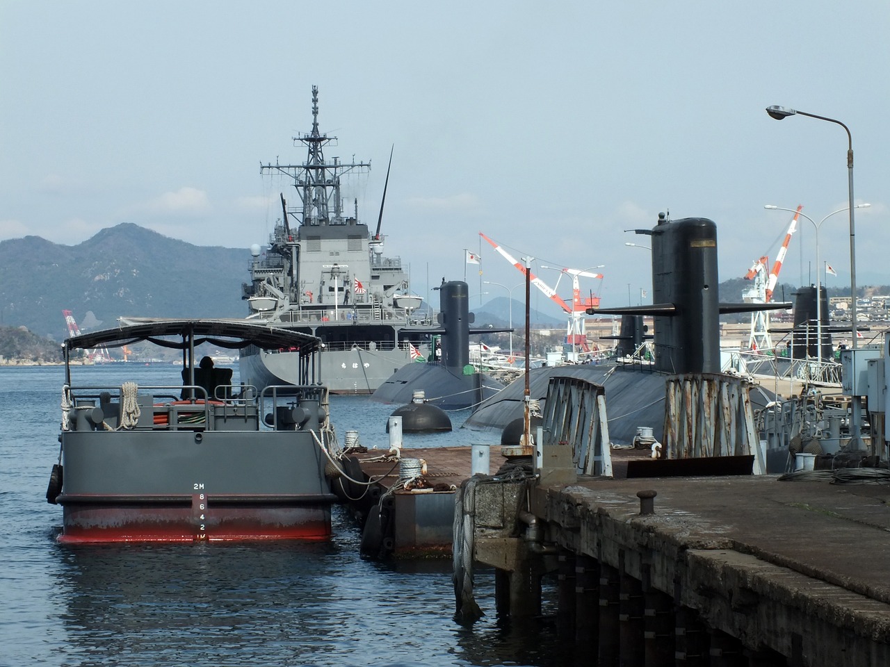 中國人民解放軍海軍遼寧艦（169艦）改裝最新進展揭秘，我國海軍艦艇改裝進展順利！